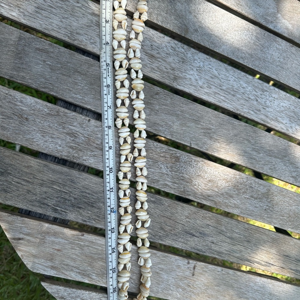 Women’s shells necklace - Picture 4 of 4